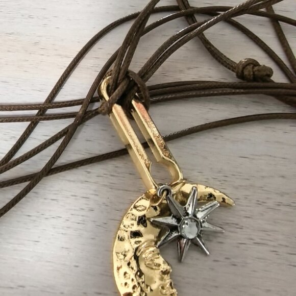 BOHEMIAN CHIC! Vintage Style Wax Cord Necklace Crescent Moon & Star Charm - Picture 5 of 5